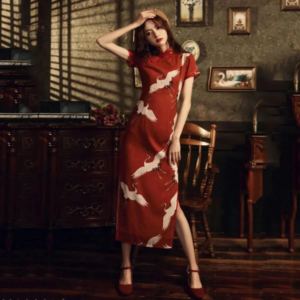 Robe Japonaise Fendue élégante et raffinée