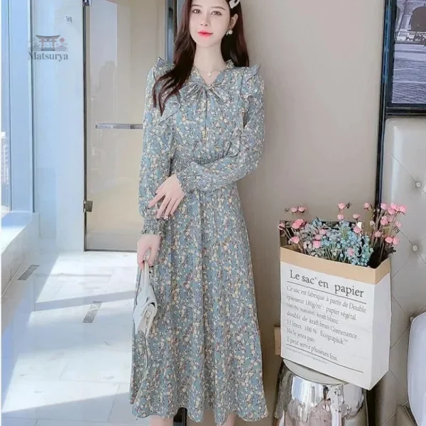 Robe rétro japonaise à impression florale