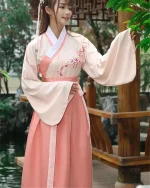 Robe Japonaise Lila élégante et colorée