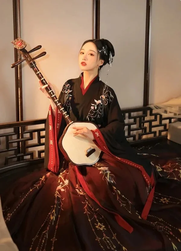 Robe traditionnelle japonaise pour cérémonie nuptiale