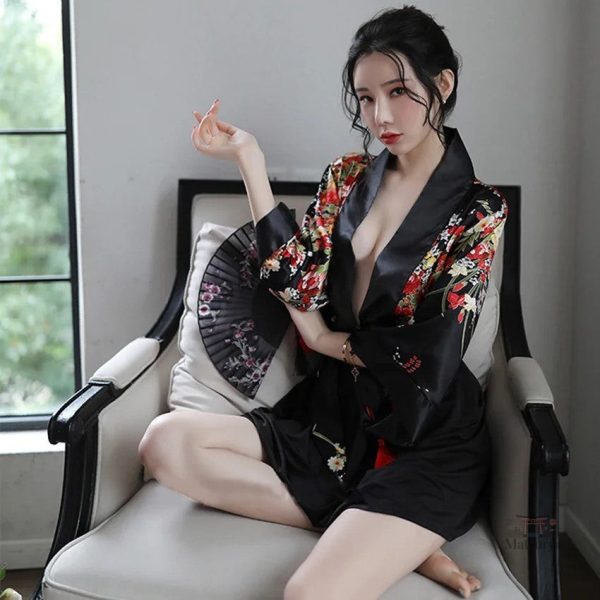 Robe japonaise raffinée avec design séduisant