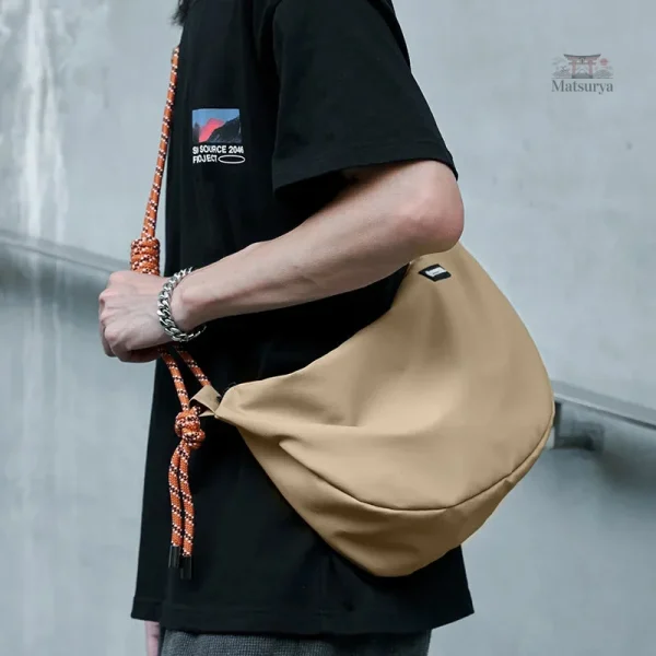 Sac bandoulière style japonais pour un look tendance