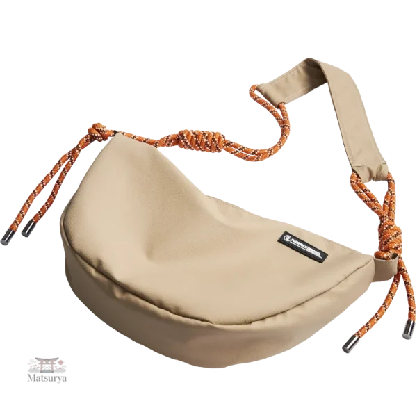 Sac croissant japonais pratique pour un usage quotidien