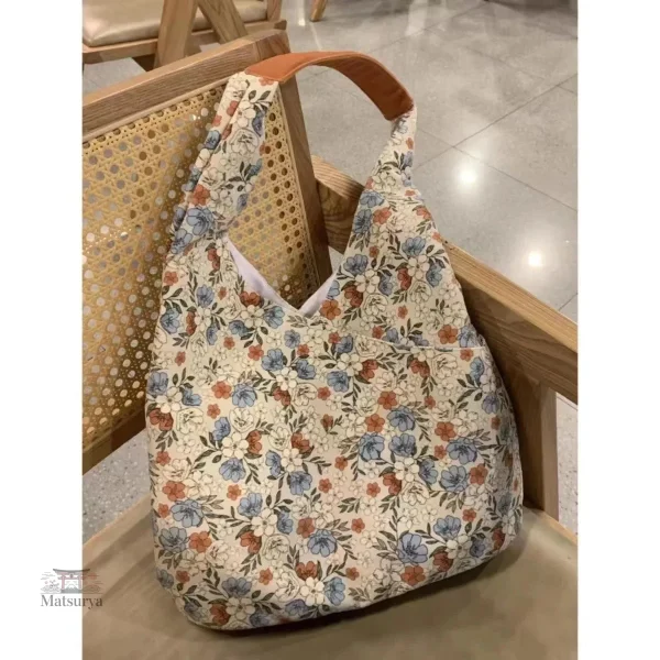 sac-japonais-fleuri-grande-capacite-1 Sac Japonais Fleuri Grande Capacité en tissu coloré