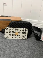 Accessoire en cuir japonais pratique