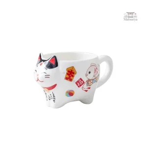Ensemble à thé japonais avec chat porte-bonheur