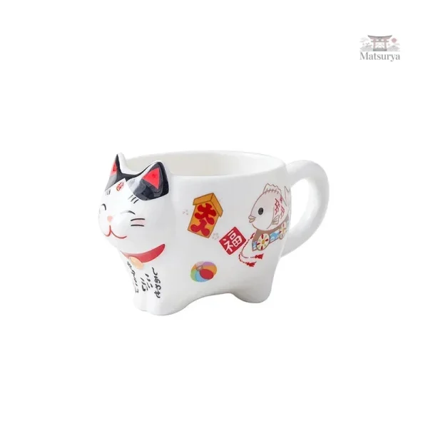 Ensemble à thé japonais avec chat porte-bonheur