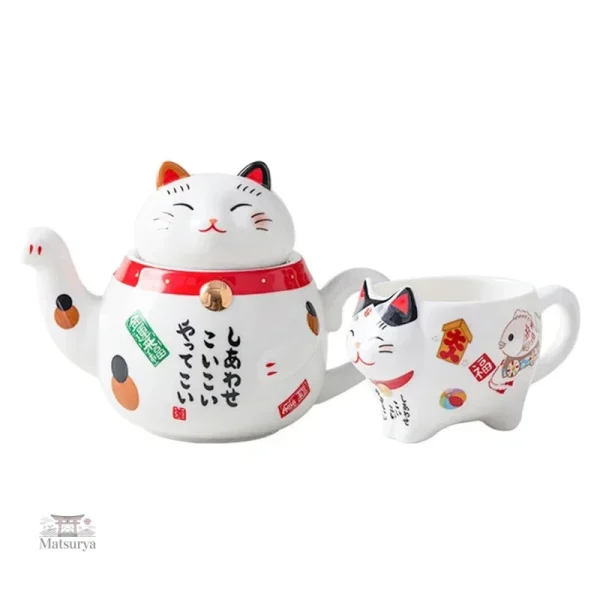 Service à thé traditionnel japonais avec motif félin