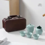 Set de thé japonais avec packaging soigné