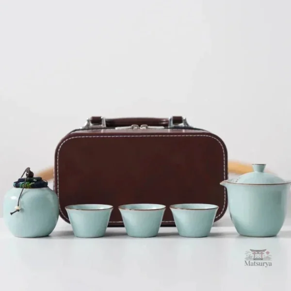 Coffret de service à thé japonais traditionnel