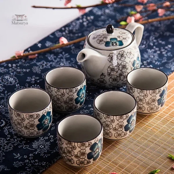 service-a-the-japonais-en-porcelaine-1 Service à Thé Japonais en Porcelaine