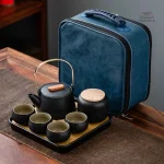 Accessoires de thé japonais, style contemporain et chic