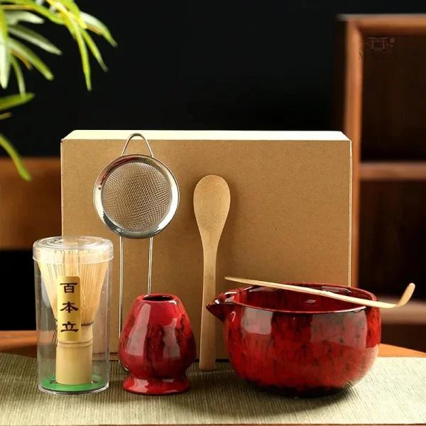 Ustensiles traditionnels pour le thé matcha