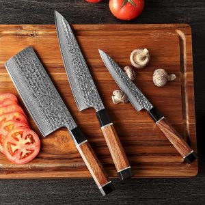 Couteau japonais de chef, idéal pour la préparation culinaire