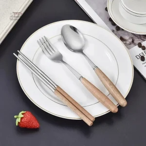 Ensemble de couverts en inox pour repas japonais
