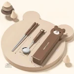 Couverts enfant en design japonais traditionnel