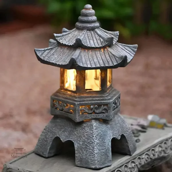 statue-japonaise-lampe-design-1 Statue japonaise design en forme de lampe