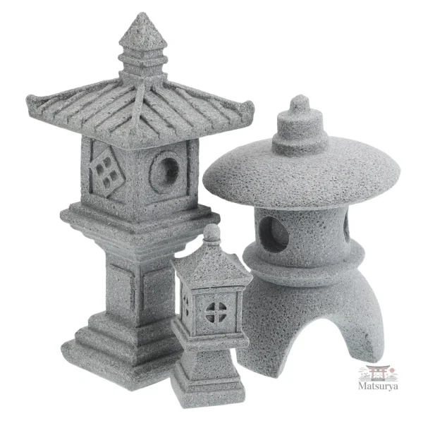 Miniatures japonaises en forme de tours pour décoration