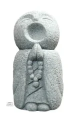 Méditation et spiritualité avec statue de moine japonais