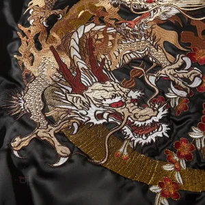 Veste Sukajan unique avec designs culturels distinctifs