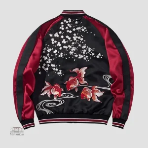 Sukajan brodé aux motifs traditionnels japonais