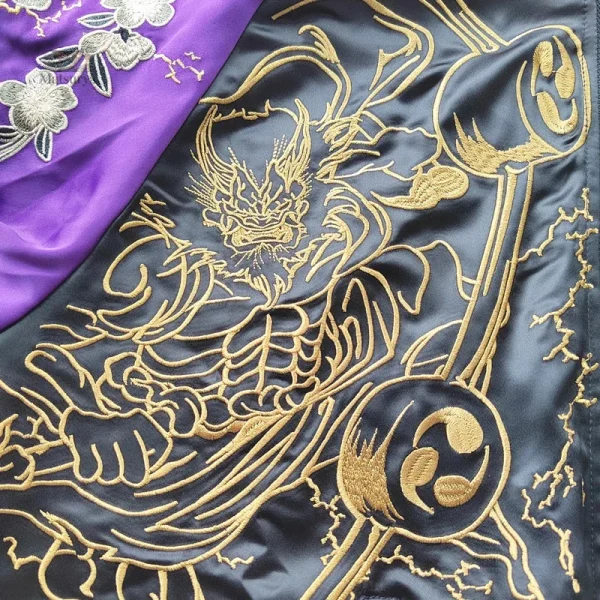 Design Raijin sur Sukajan, élégance asiatique