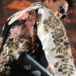 Veste Sukajan originale aux motifs fleuris colorés