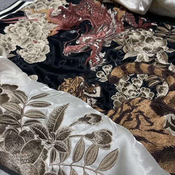 Sukajan créatif inspiré de la culture japonaise florale