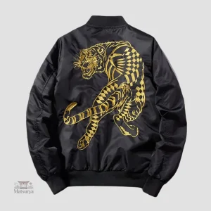 Sukajan noir homme avec motif tigre