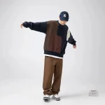 Pull japonais avec finitions soignées