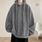Mode japonaise : sweat en velours côtelé stylé