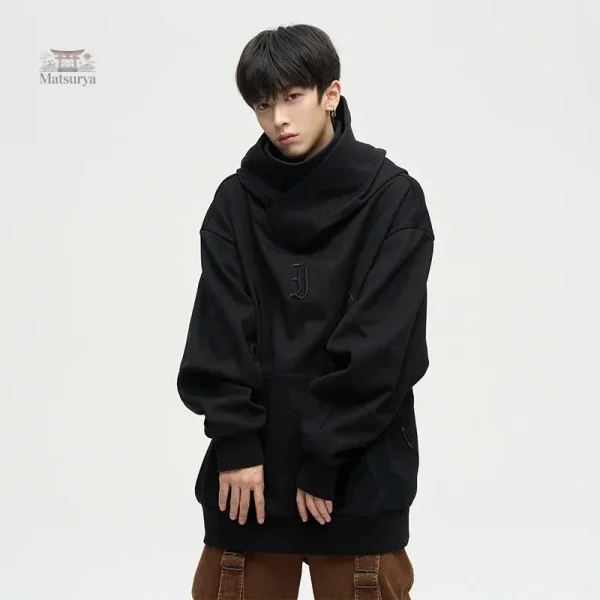 Sweat homme japonais, look streetwear contemporain