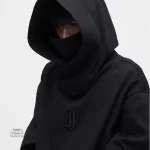 Vêtement tendance, sweat ninja pour un style décontracté