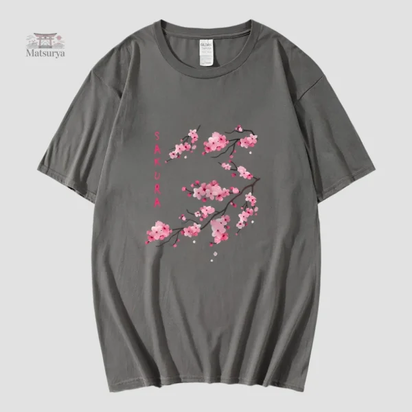 T-shirt avec impression fleurs de Sakura colorées