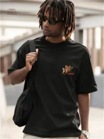 T-shirt Koi avec design graphique urbain