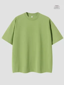 T-shirt uni pour un look japonais décontracté