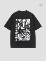 T-shirt Oversize Japonais avec illustration artistique