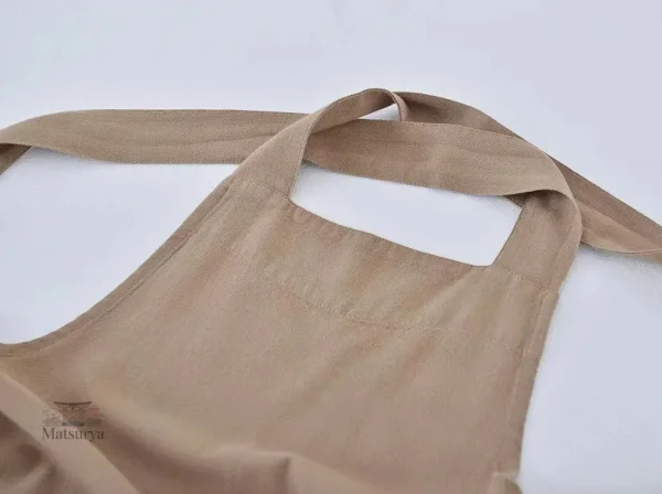 Tablier de cuisine japonais, un must-have féminin