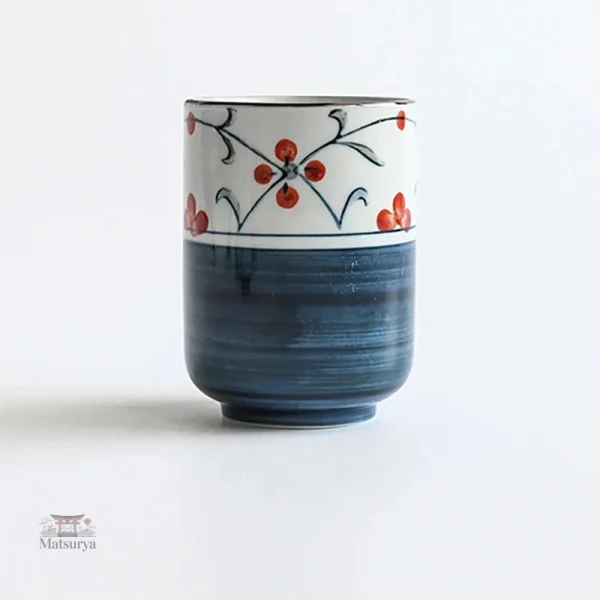 Tasse à thé florale pour un cadeau japonais