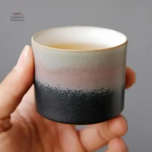 Tasse à thé japonaise en céramique élégante
