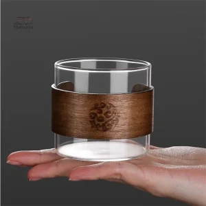 Tasse japonaise élégante pour dégustation de thé