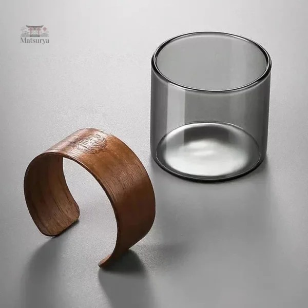Design minimaliste de la tasse à thé japonaise