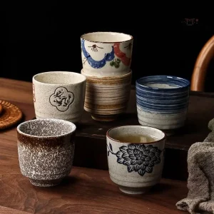 Tasse japonaise élégante pour le thé