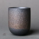 Tasse en céramique japonaise avec motif