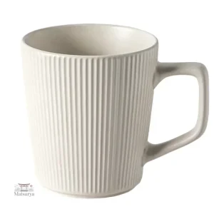 Tasse à rayures japonaises traditionnelle