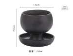 Tasse japonaise en porcelaine avec soucoupe