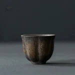 Tasse ancienne en porcelaine japonaise élégante