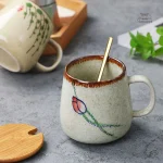 Tasse japonaise avec couvercle