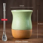Tasse à café japonaise avec base en bois