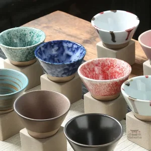Tasse japonaise conique design unique et élégant